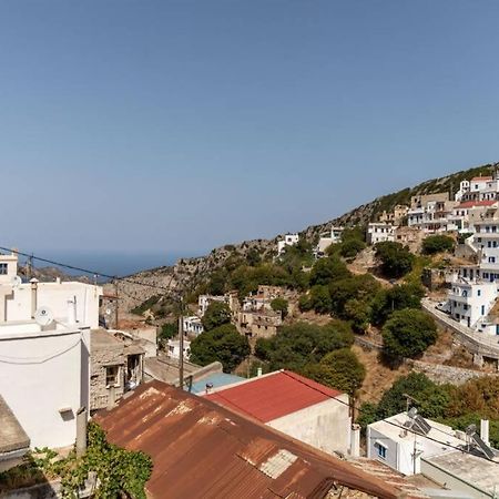 Δροσιά Villa Koronos Buitenkant foto